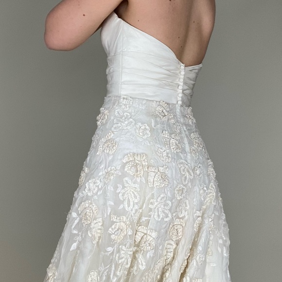 Watters Brides strapless wedding dress with train - Picture 5 of 16